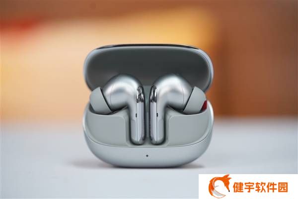 小米Buds 5 Pro耳机图赏：55dB降噪+实时听译，音质新高度？
