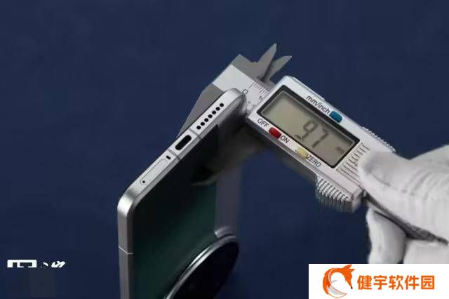 超薄手机卷土重来：5mm厚度能否搭配6000mAh大电池？