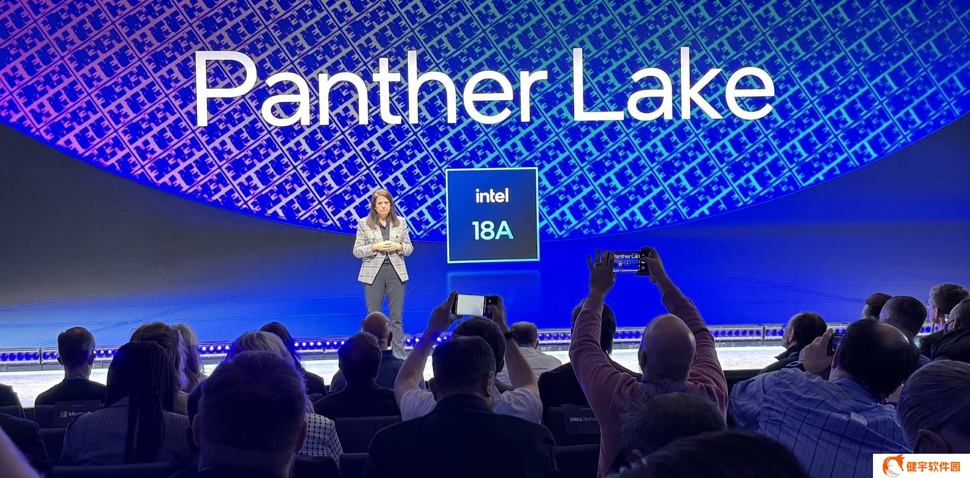 英特尔18A制程Panther Lake处理器：下半年发布，量产在即！